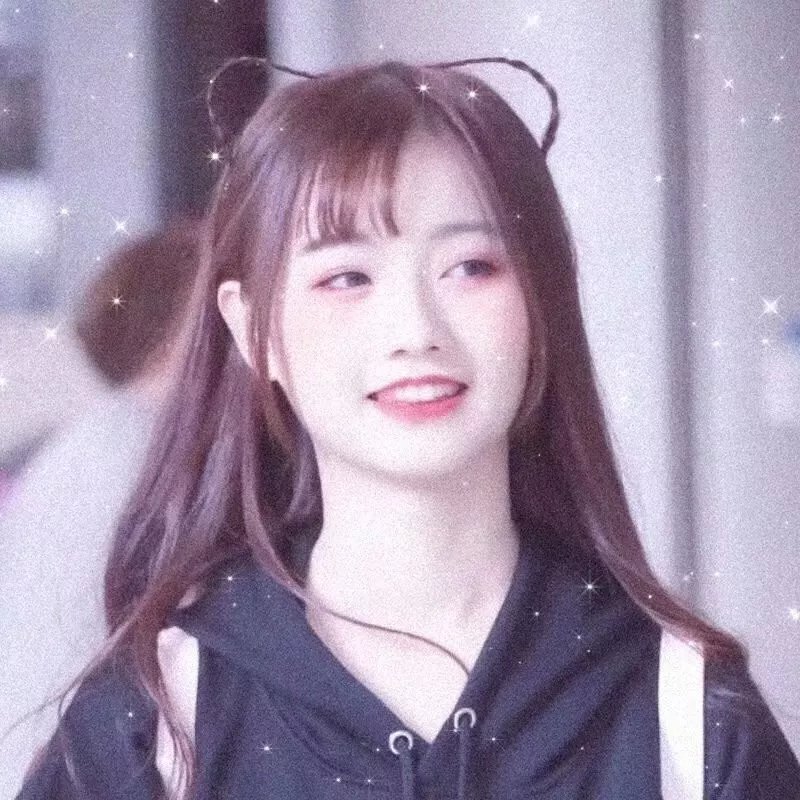 银发的阿基多 海报